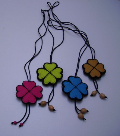 Collares largos Trébol